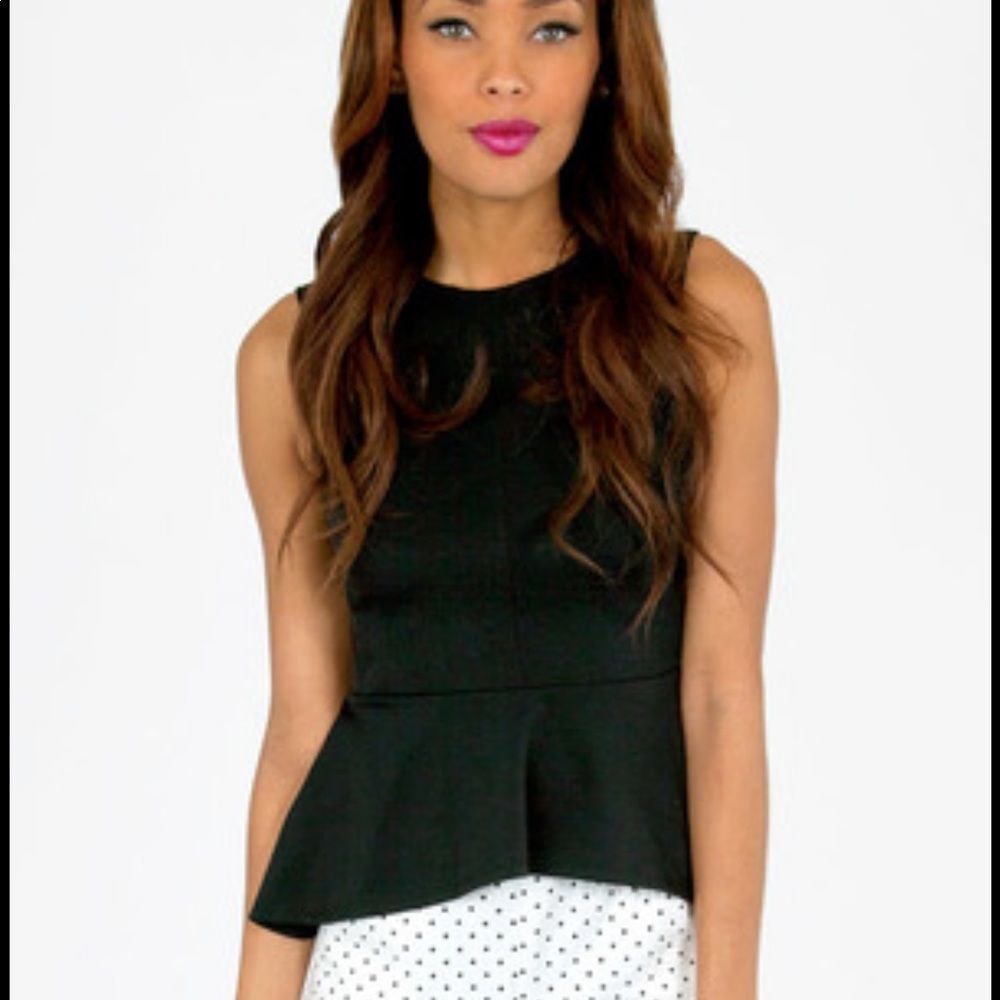 Tobi So Peppy Tank Top in Black Small